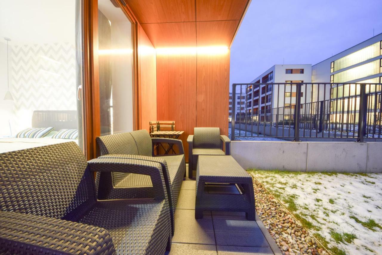 Shortstaypoland Kieslowskiego Warsaw Exterior photo